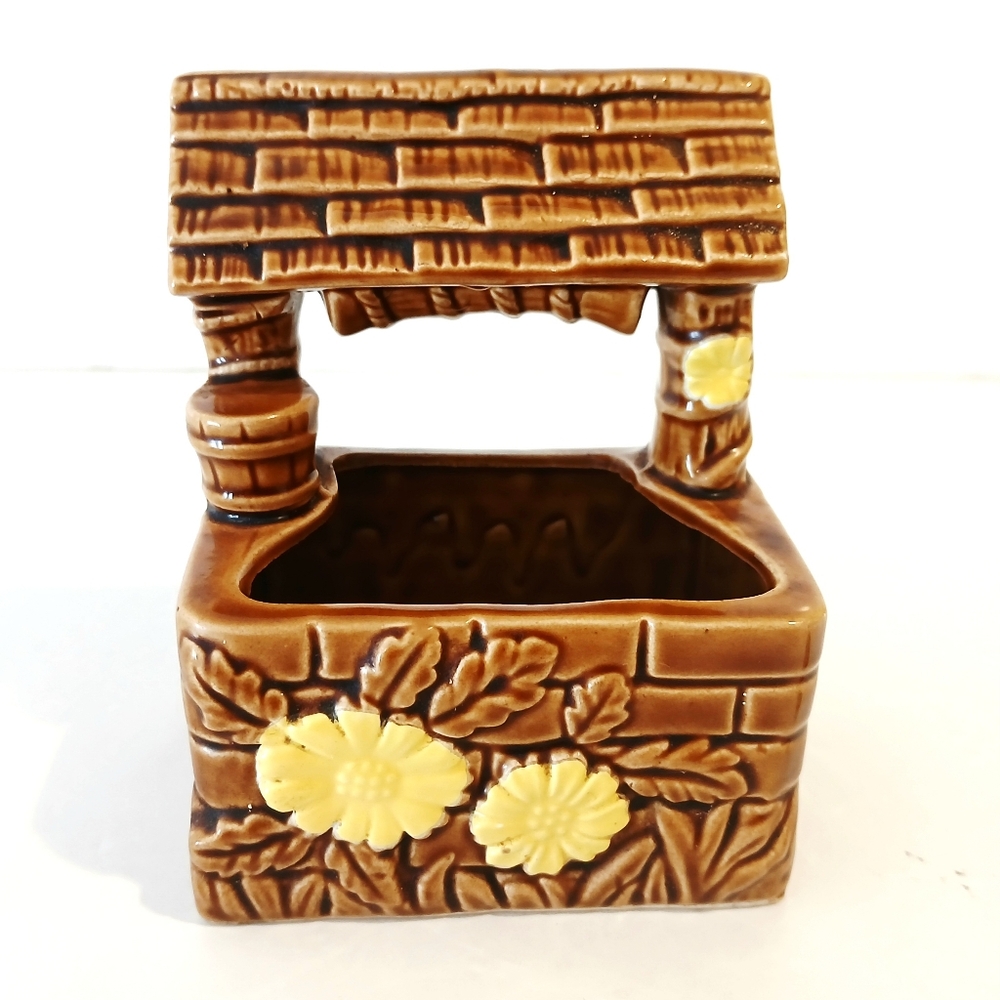 Vintage Brown Ceramic Wishing Well Planter